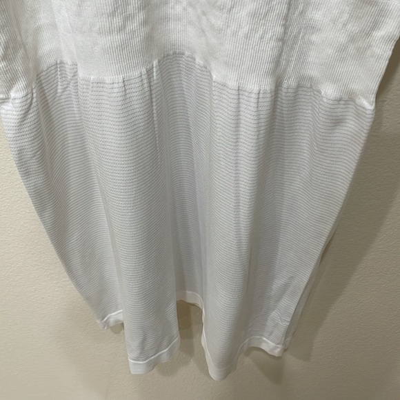 Lululemon White Sleeveless Dress—Like New Condition! Spring/Summer/Beach/Sports - Picture 5 of 11